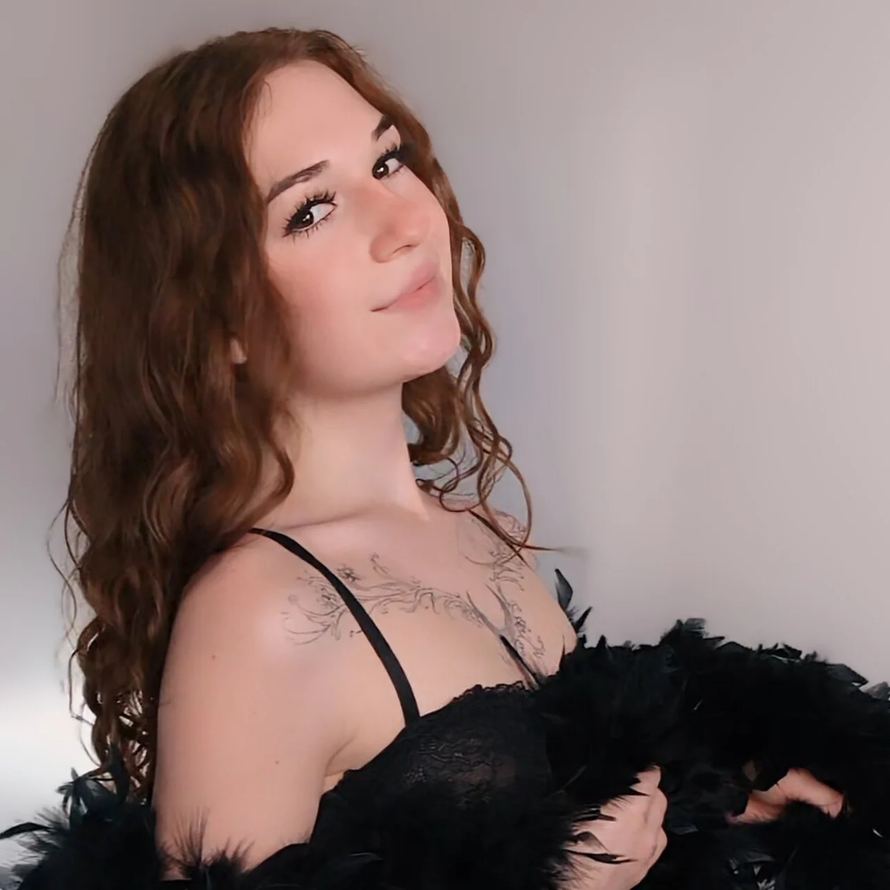 Vella - OnlyFans model