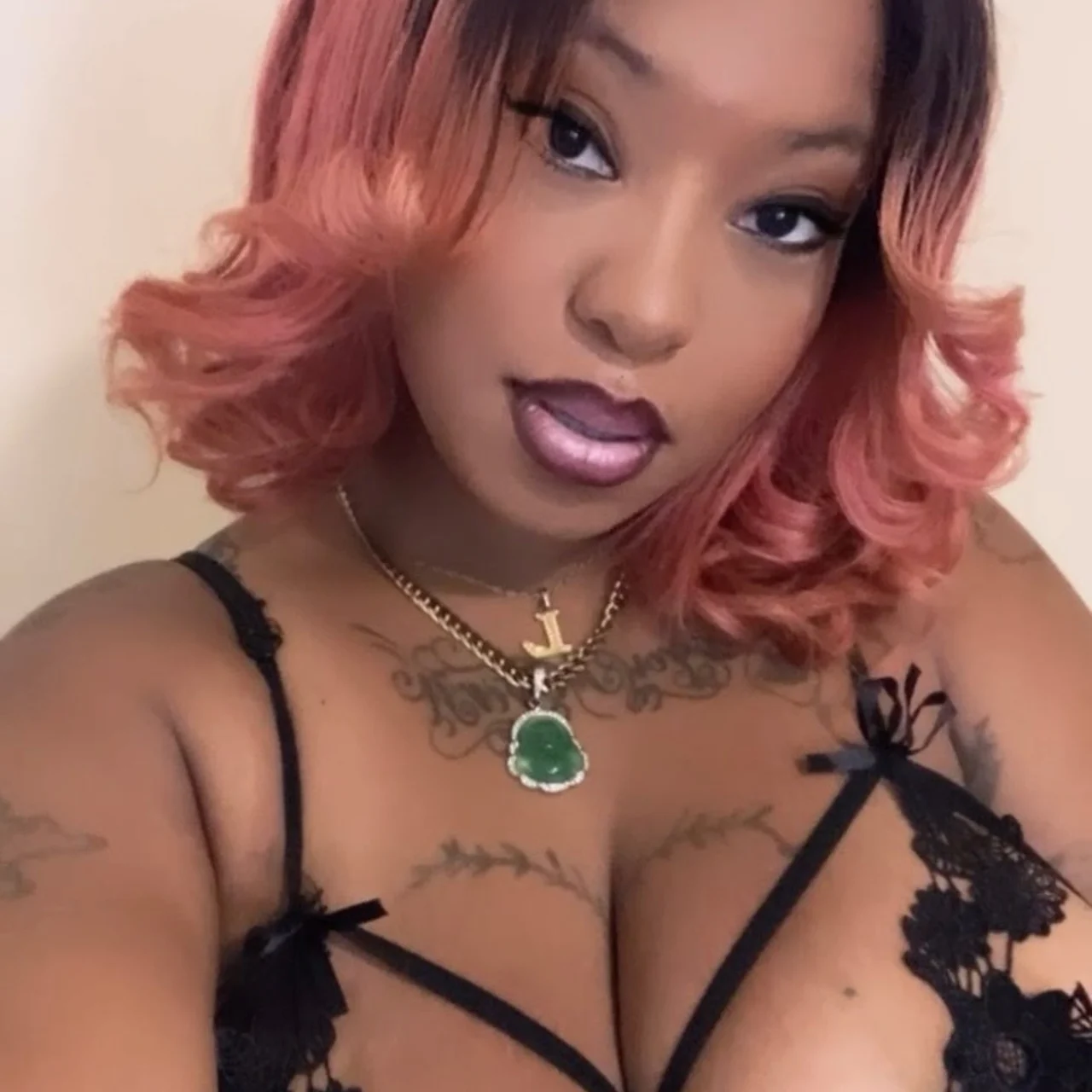 VicciEllis - OnlyFans model