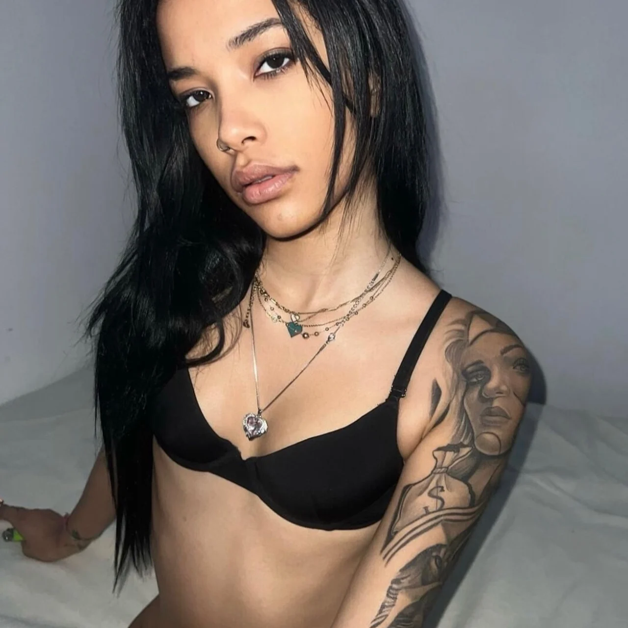 Victoria💕 - OnlyFans model