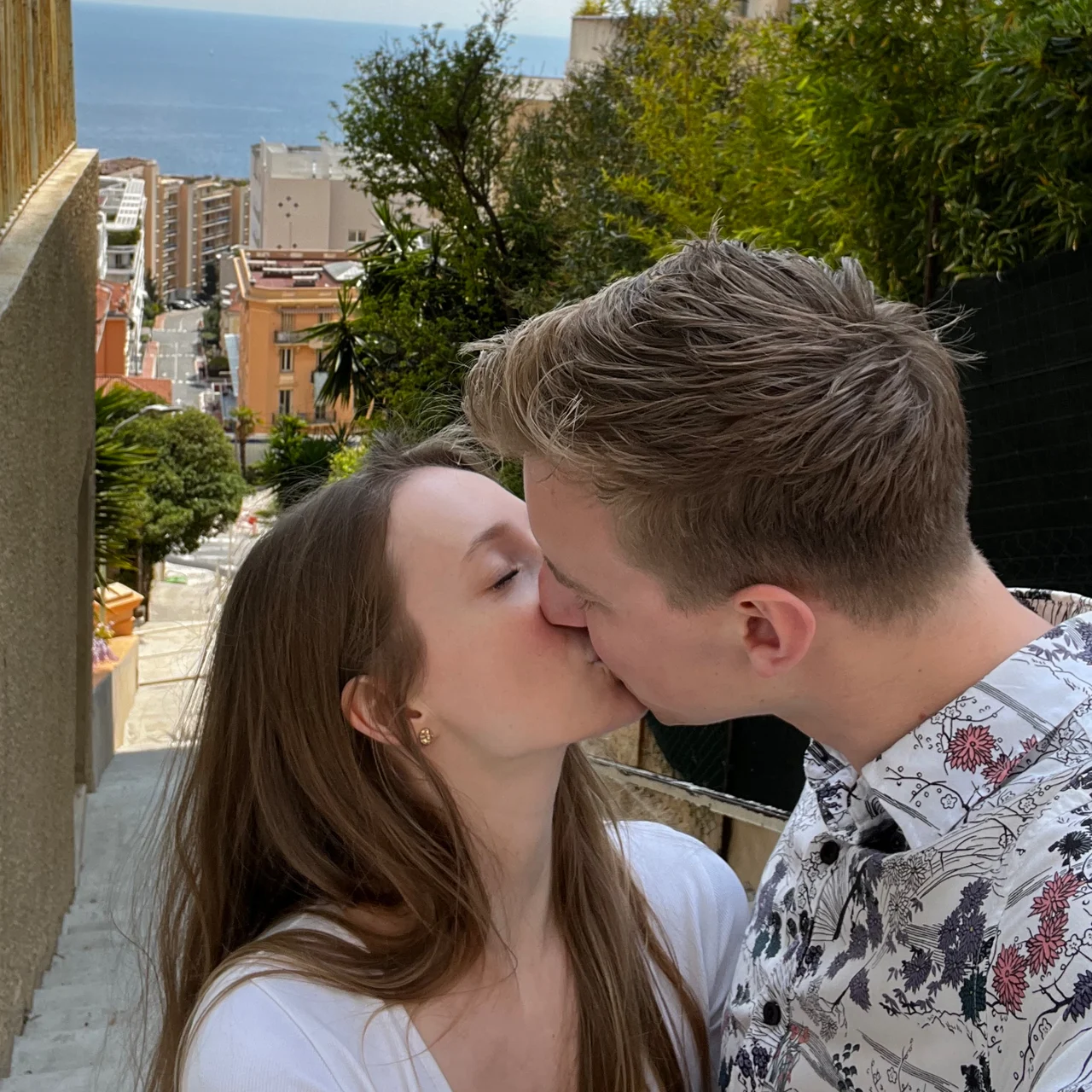 𝒱𝒾𝑜𝓁𝑒𝓉 + 𝒯𝑜𝓂𝓂𝓎 💕 - OnlyFans model