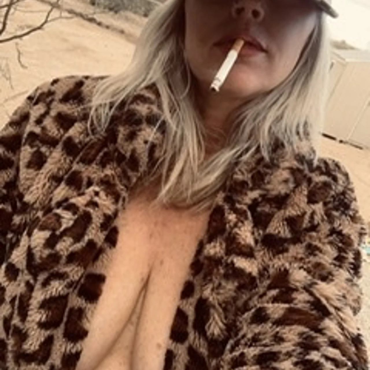 Virginia King - OnlyFans model