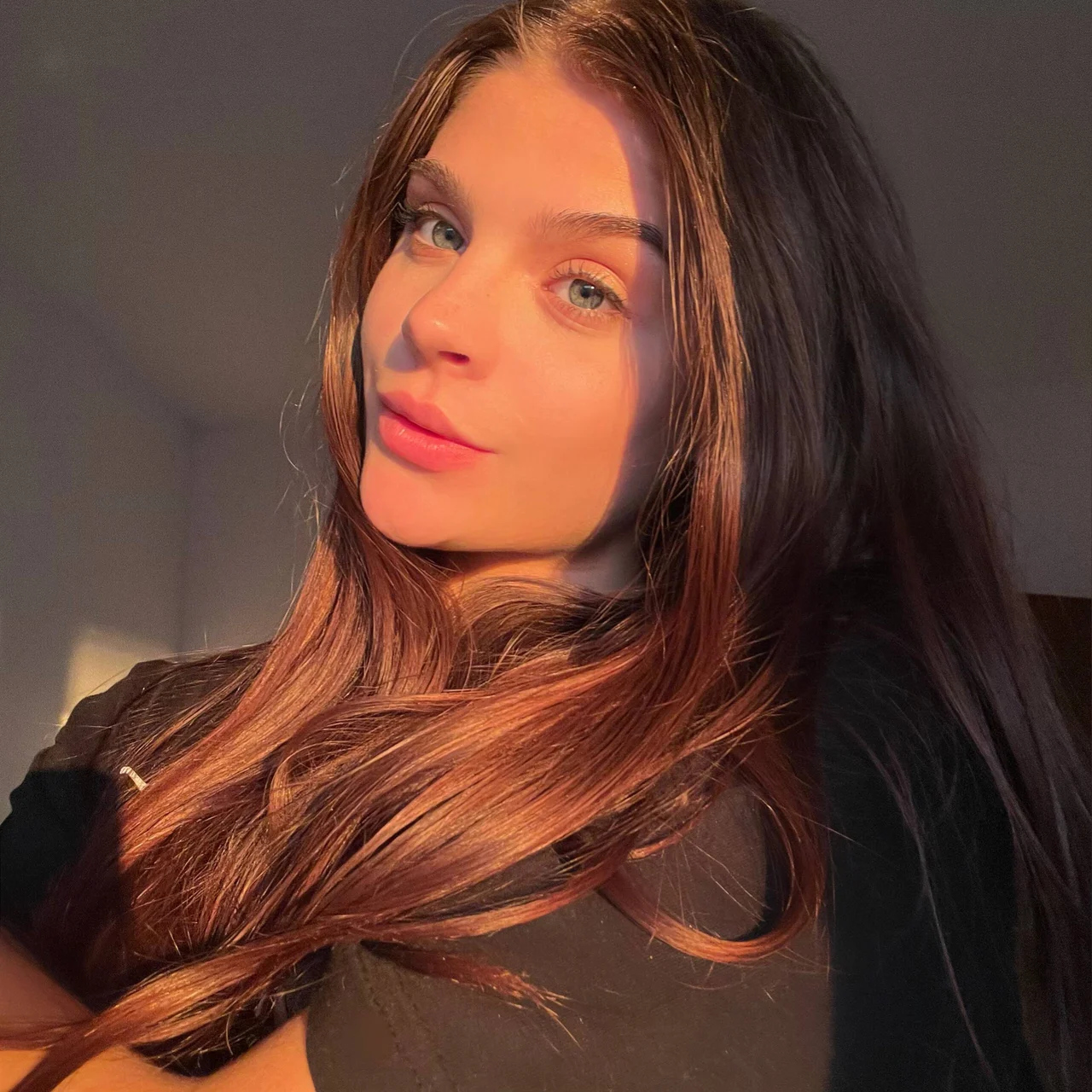 ♡ Veronique ♡ - OnlyFans model