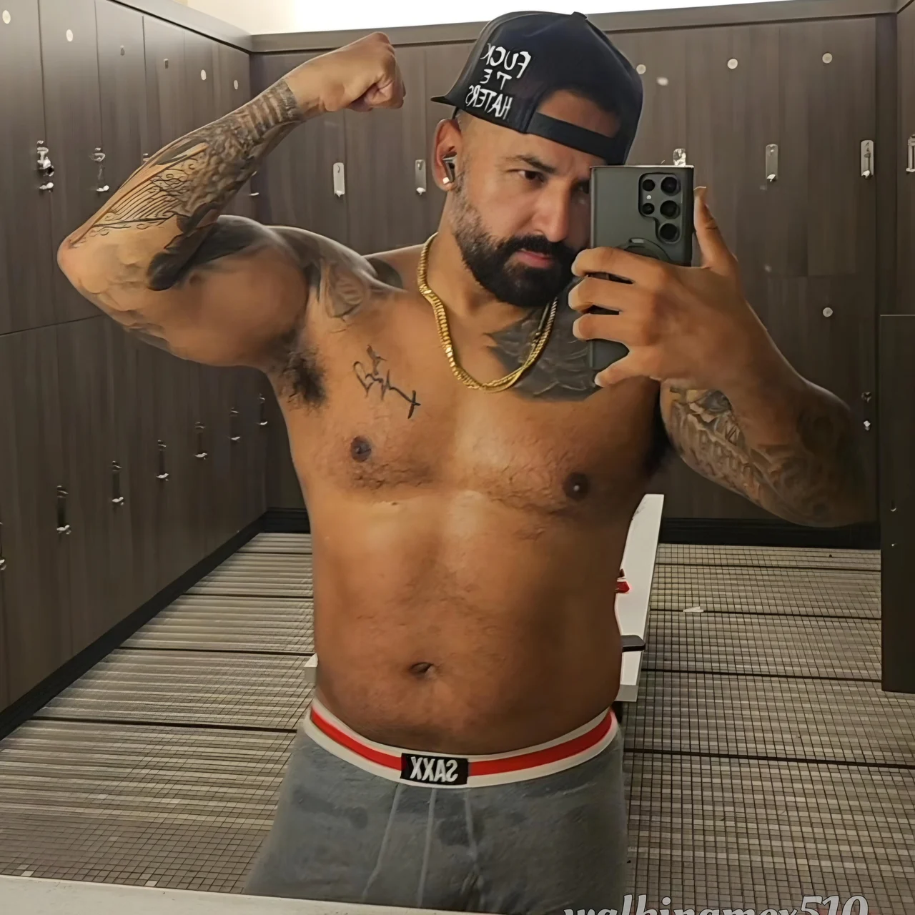 WalkingMex - OnlyFans model
