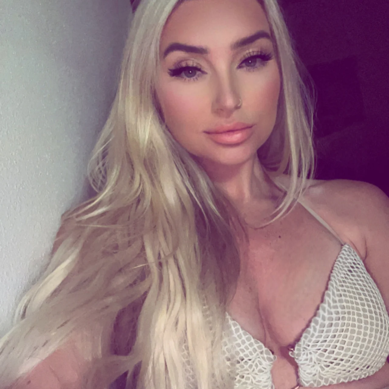 Whitney Arin - OnlyFans model