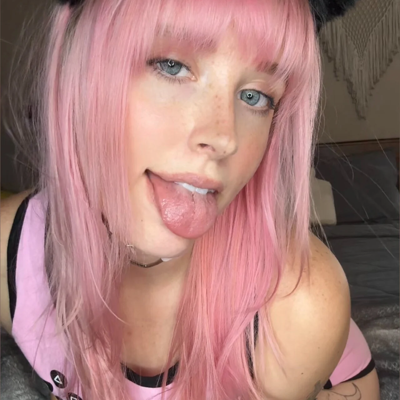 Willow’s secret 💋 Your Girl next door - OnlyFans model