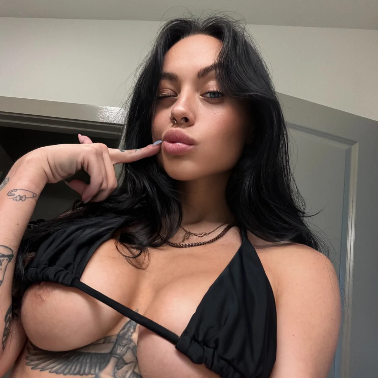 FRESHLY SINGLE🥺💘 - OnlyFans model