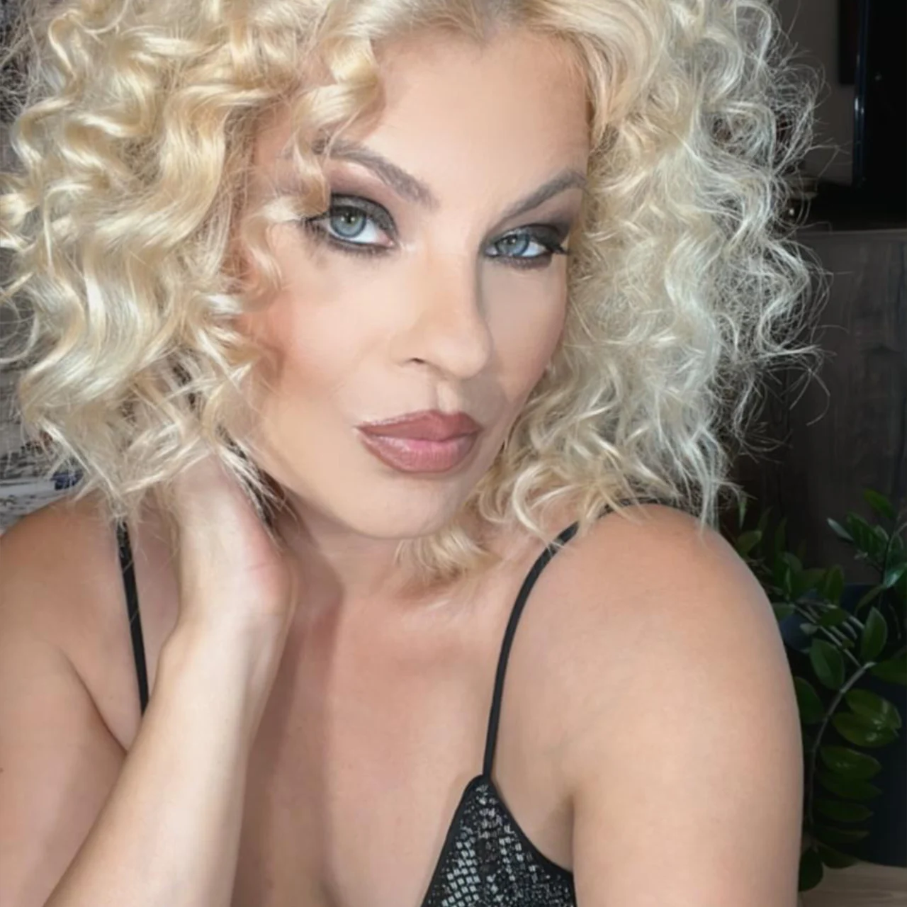 Jasmine Rouge - OnlyFans model