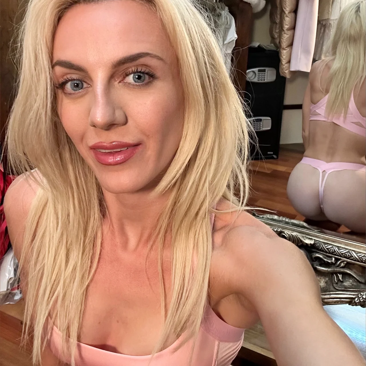 Barbie Roberts 🏃🏼‍♀️ - OnlyFans model