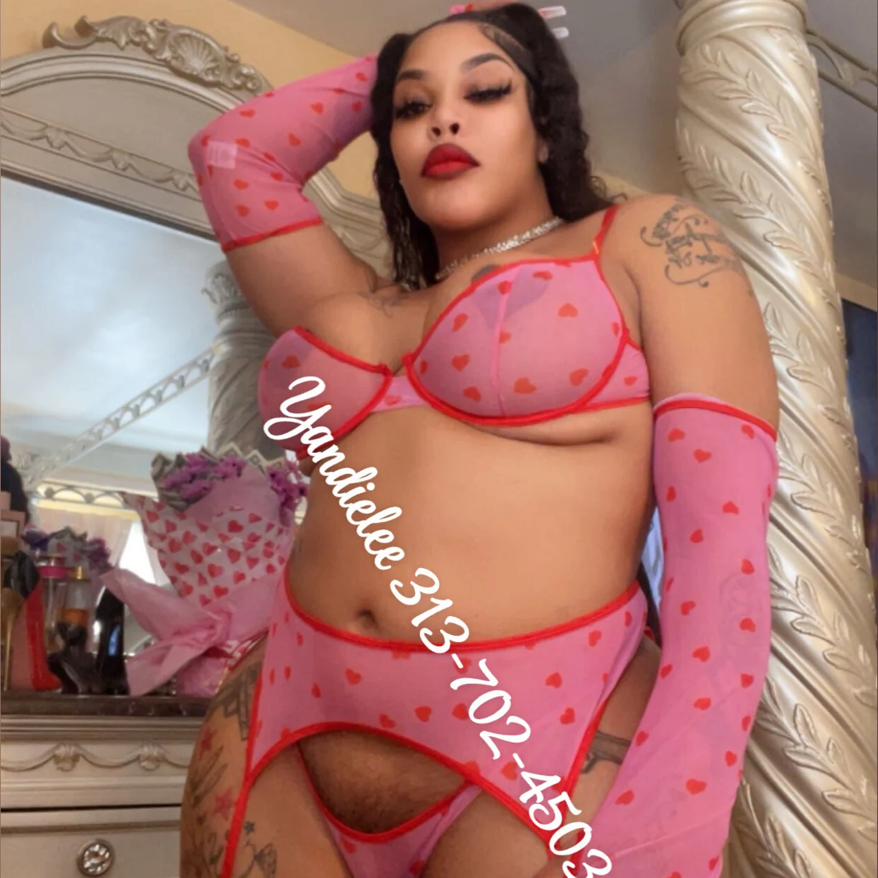 Gizelledabody - OnlyFans model