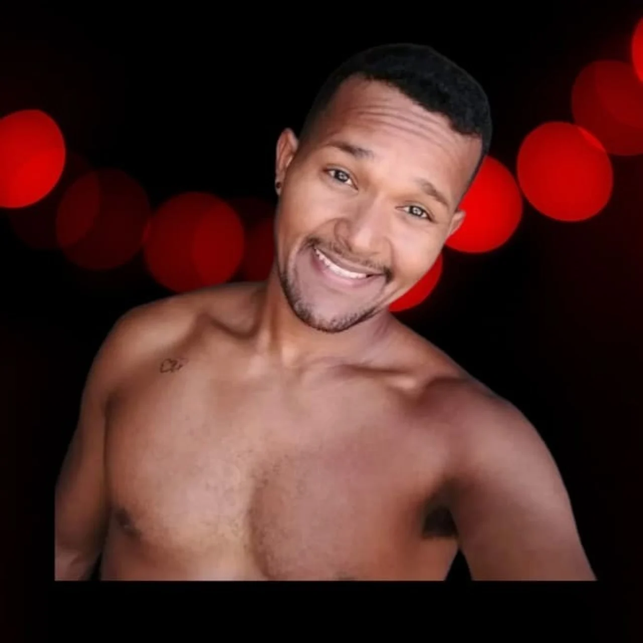 yeynwolf - OnlyFans model