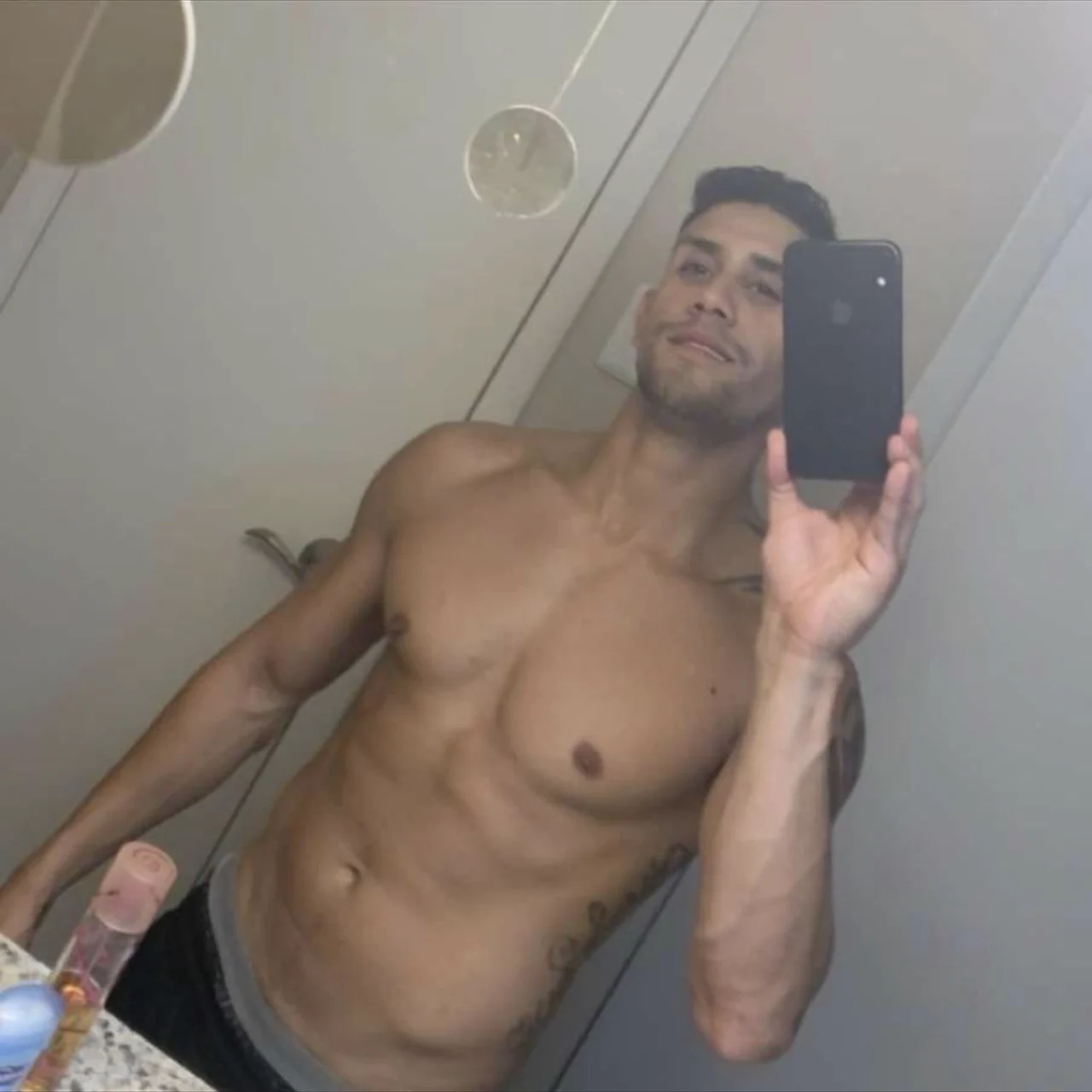 Tony - OnlyFans model