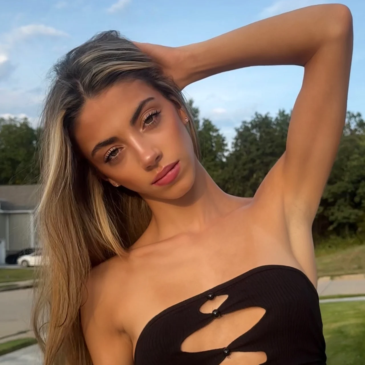 YoungAphrodite💋 - OnlyFans model