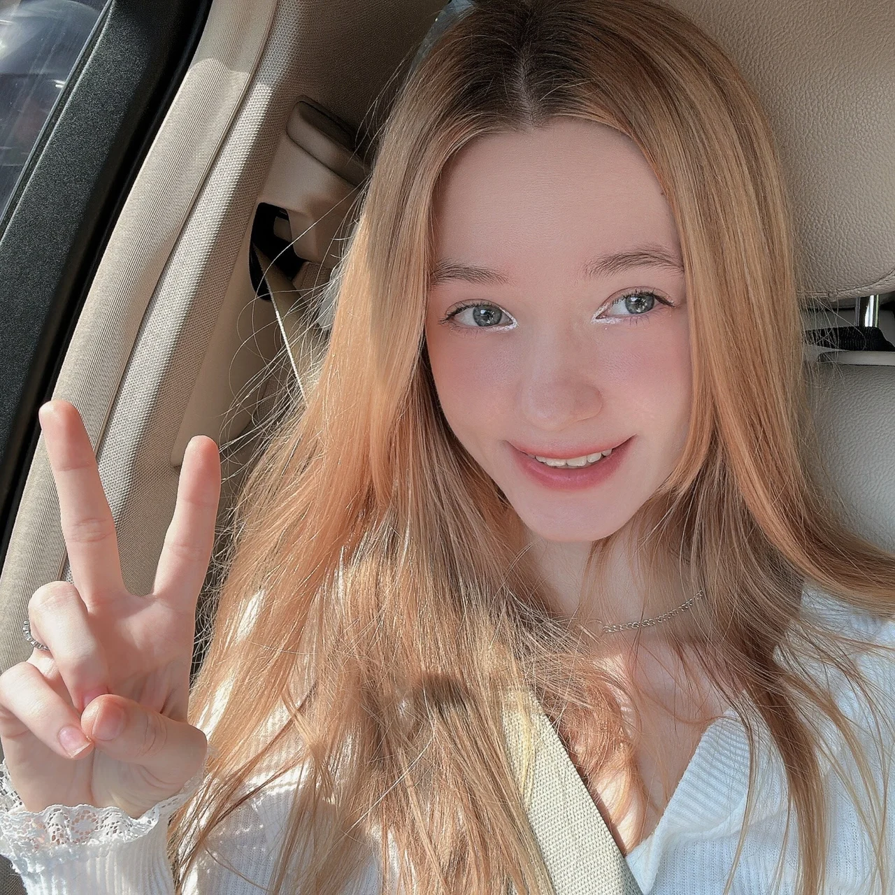 Baby Alice 💗 - OnlyFans model