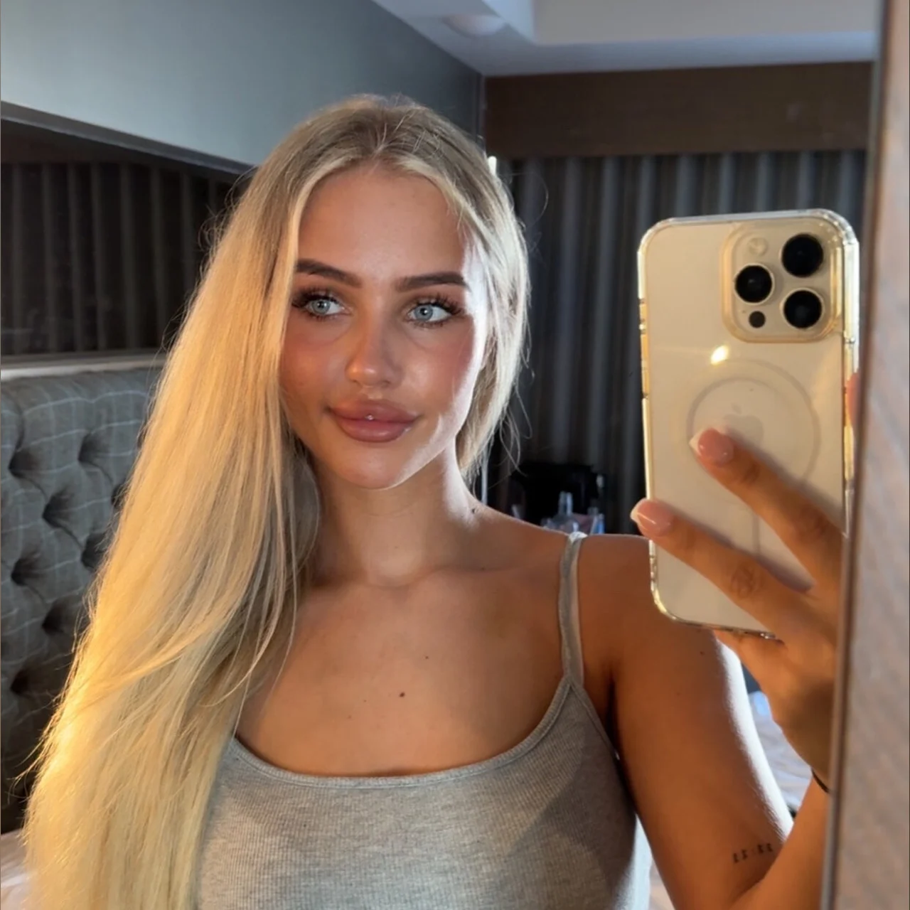 Charli Love π - OnlyFans model