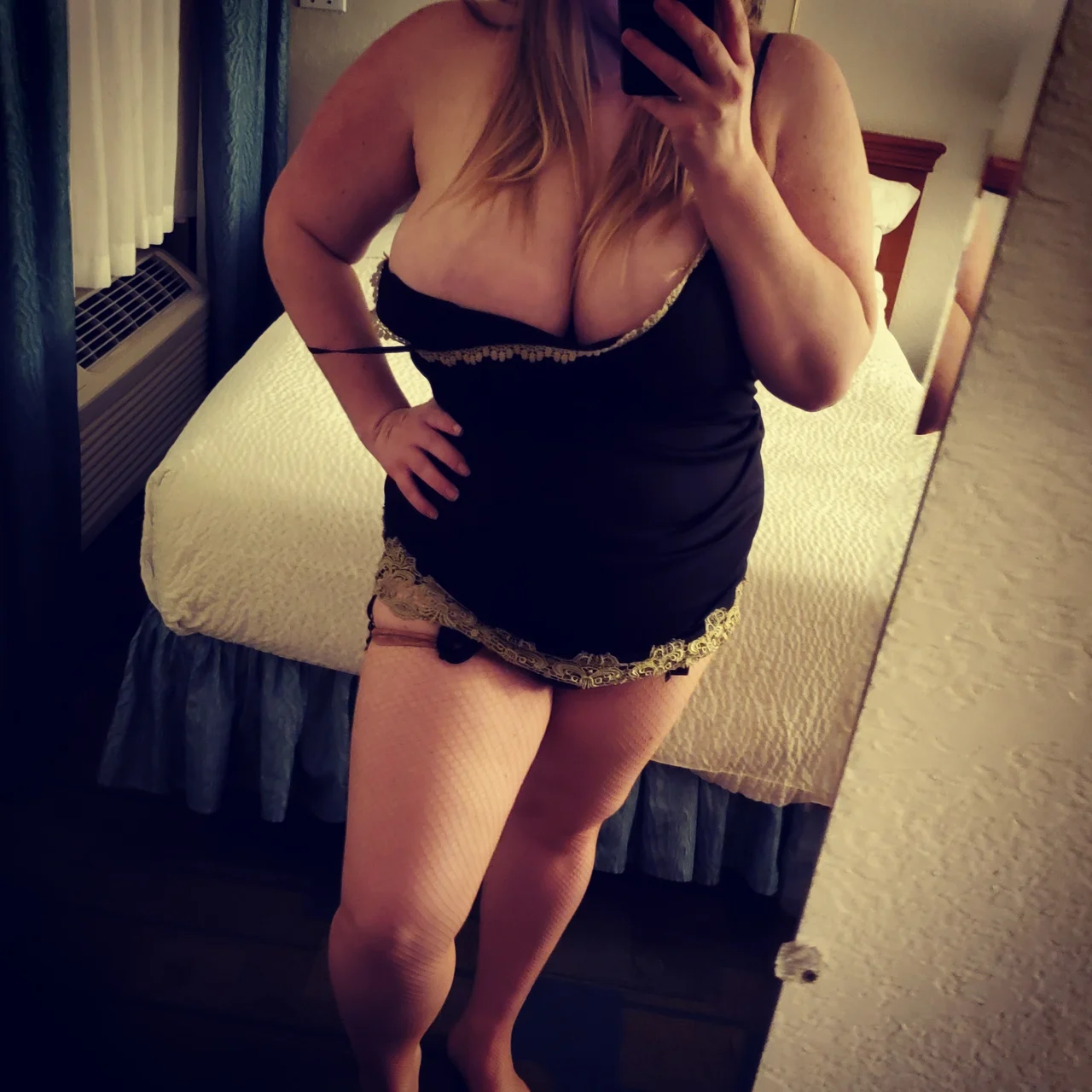 YourGirlForHire - OnlyFans model