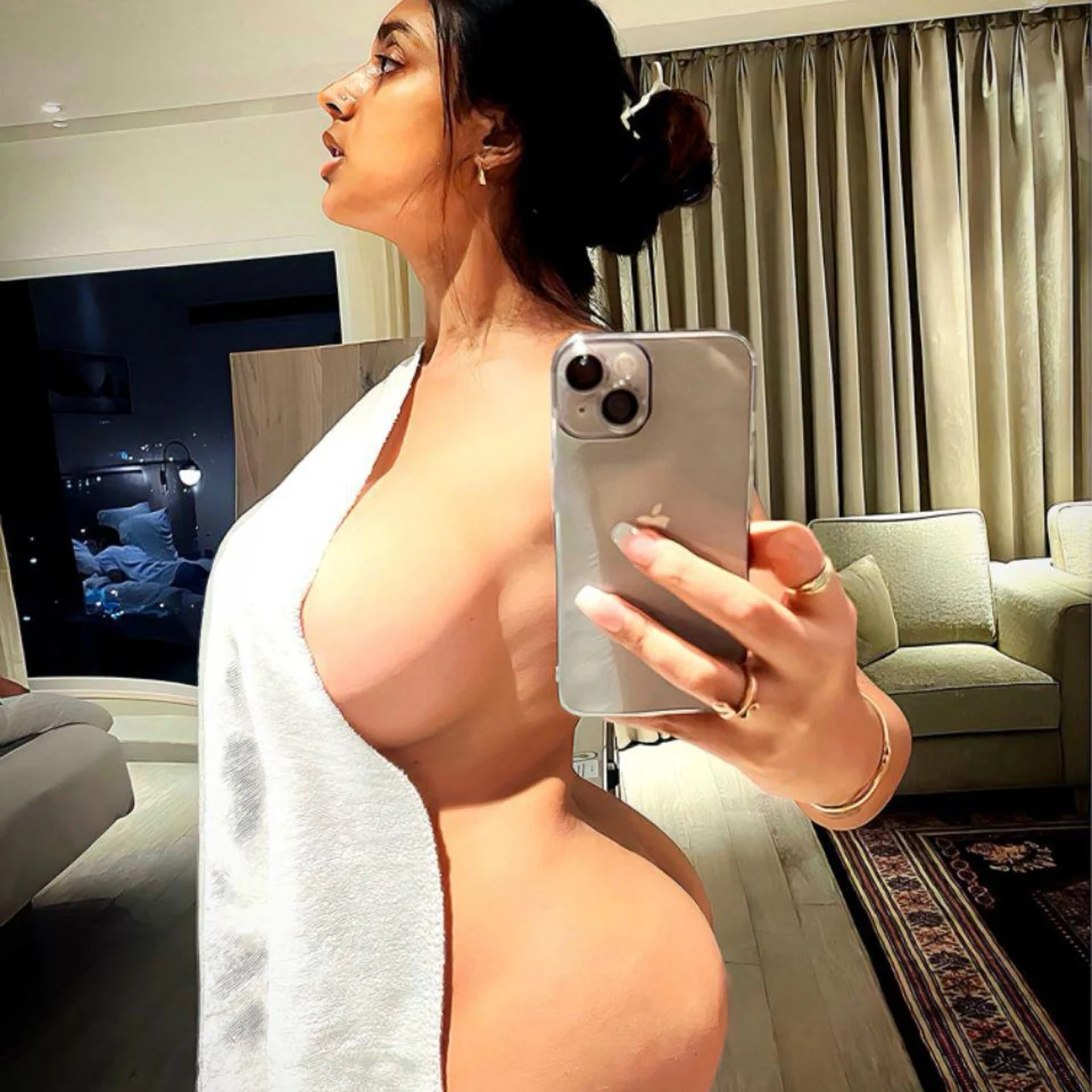 Sannati - OnlyFans model