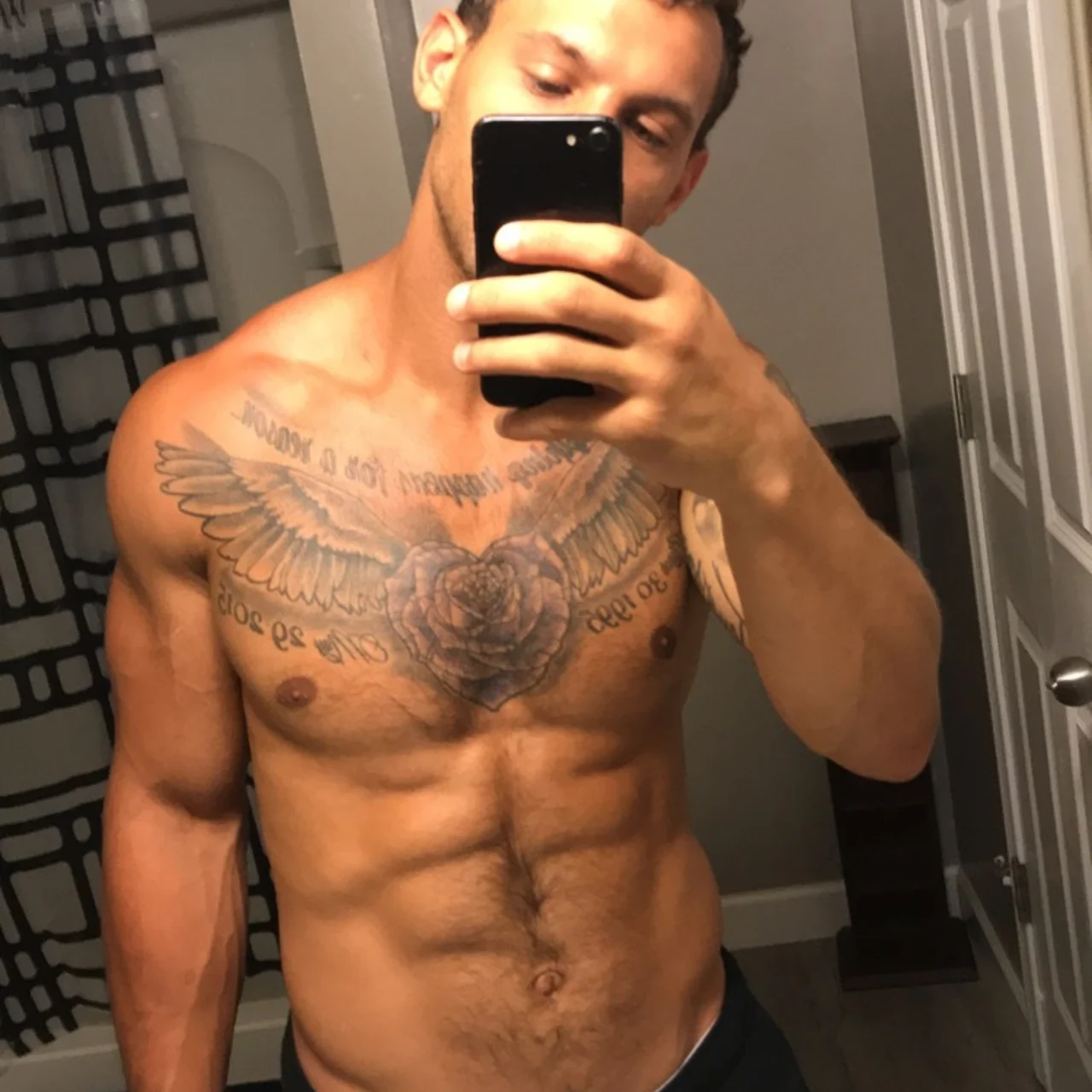 ZahariSafari - OnlyFans model