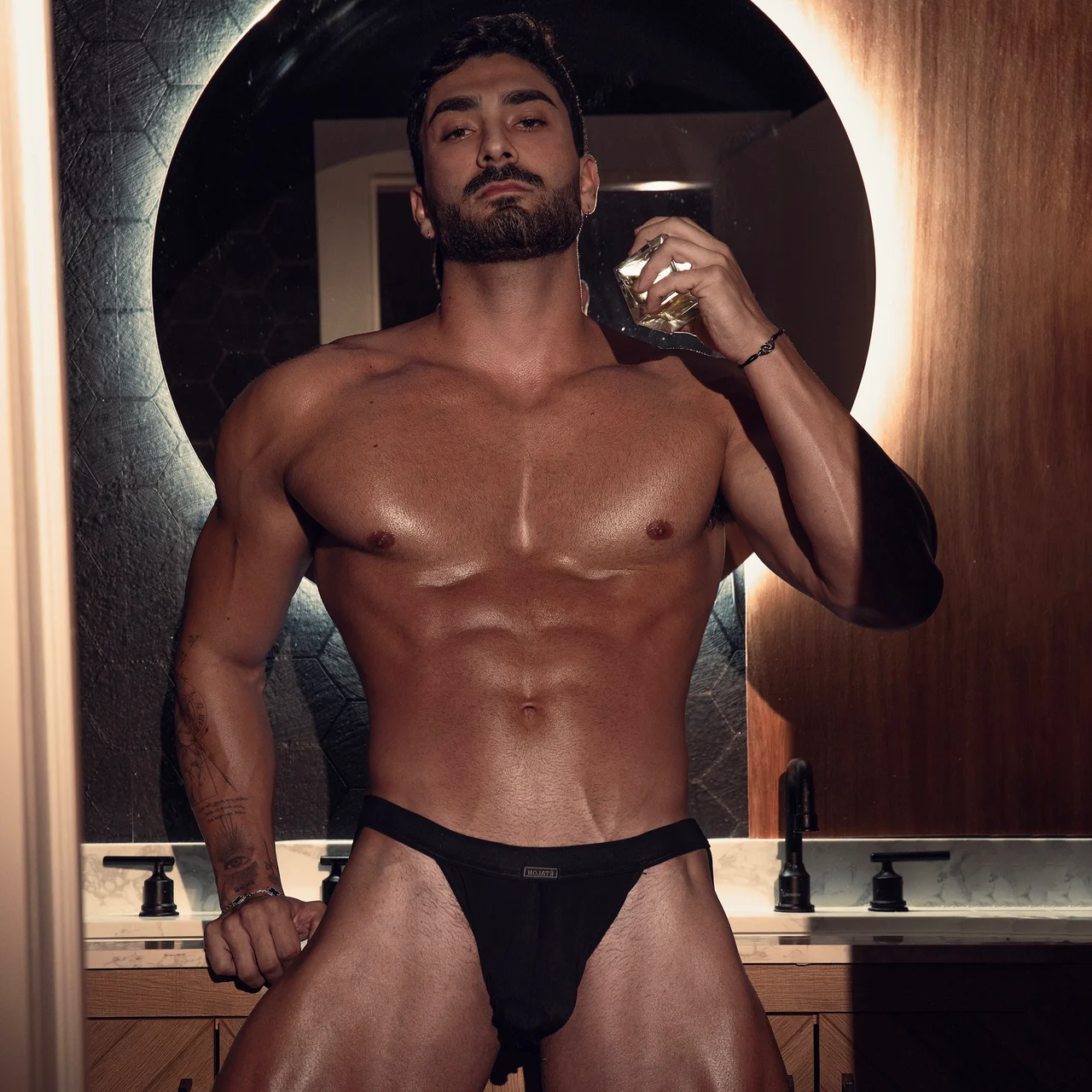 Zayn Dom - OnlyFans model