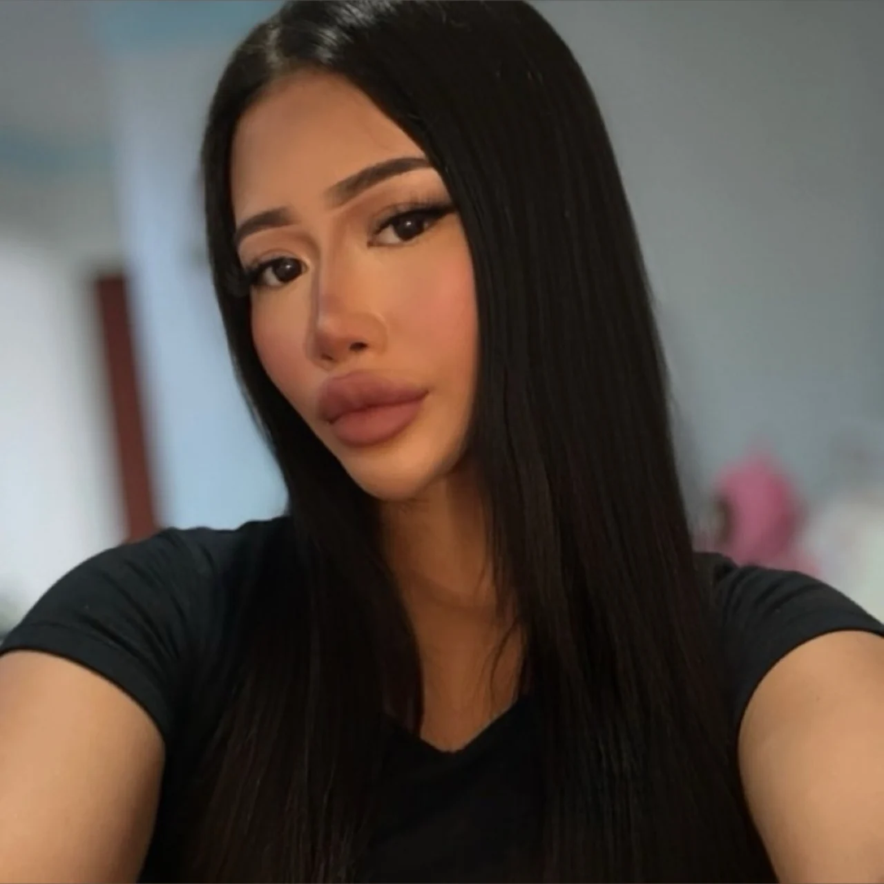 Zia - OnlyFans model